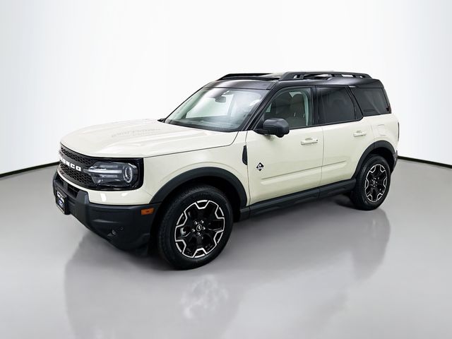 2025 Ford Bronco Sport Outer Banks photo 2