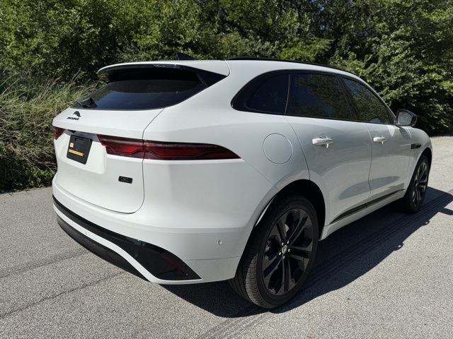2026 Jaguar F-PACE P250 R-Dynamic S photo 4