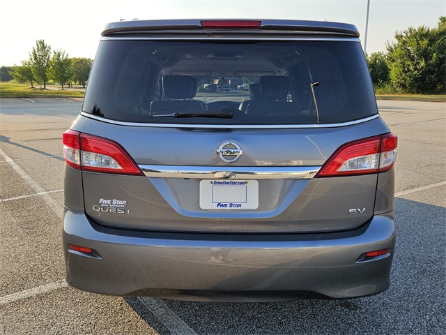 2014 Nissan Quest SV photo 10