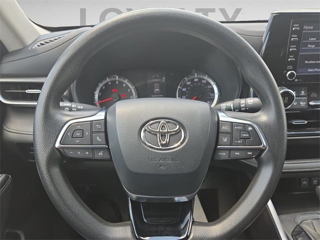 2021 Toyota Highlander L photo 12
