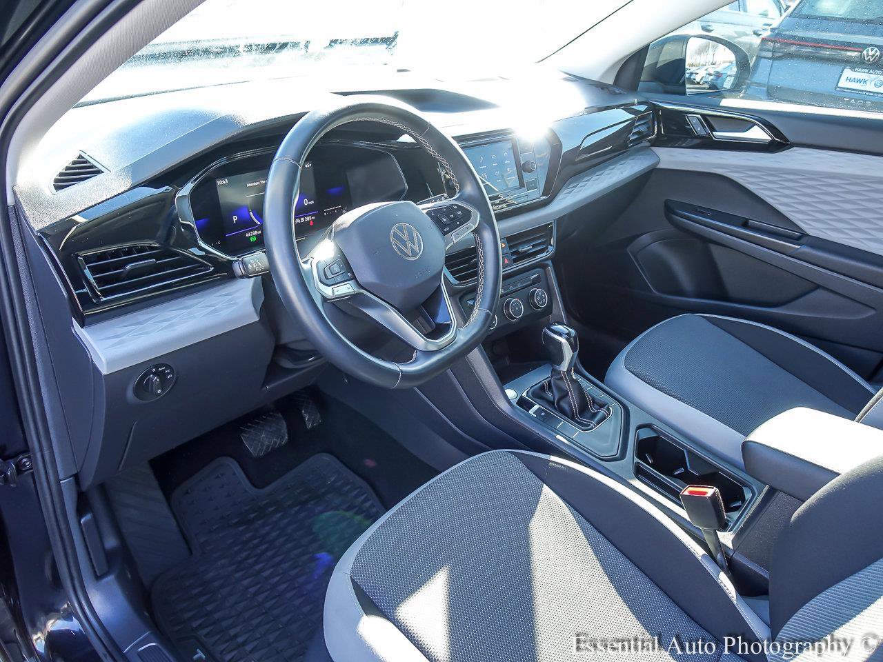 2022 VOLKSWAGEN TAOS - Image 8