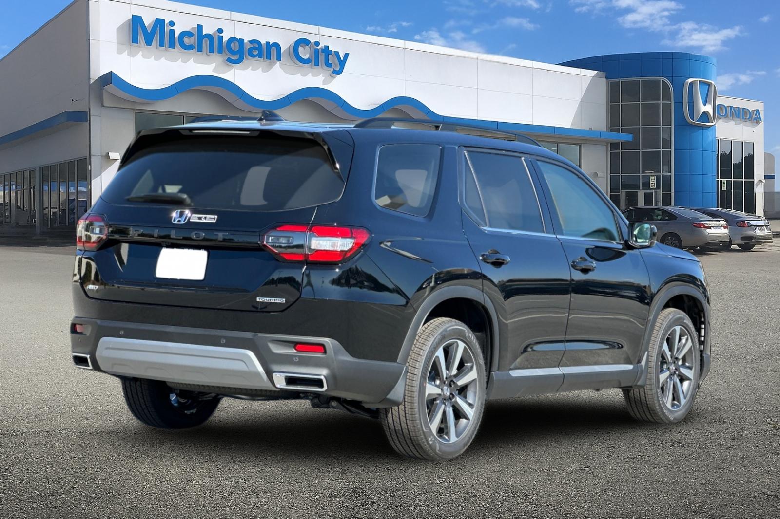 2025 Honda Pilot Touring photo 5
