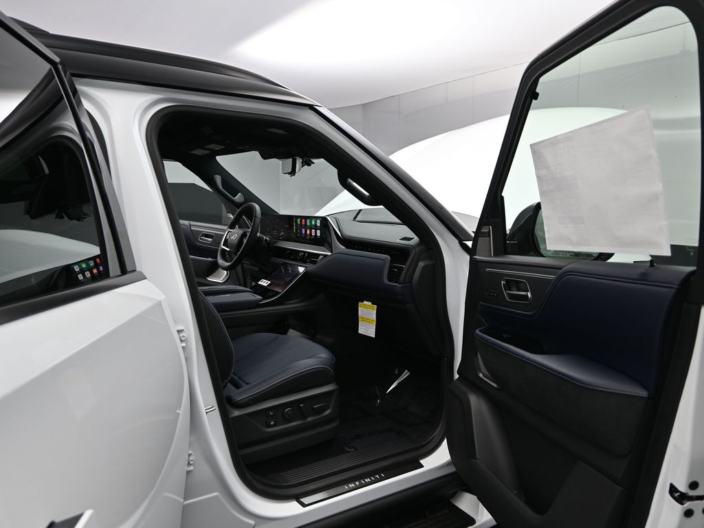 2026 Infiniti QX80 Sensory photo 17