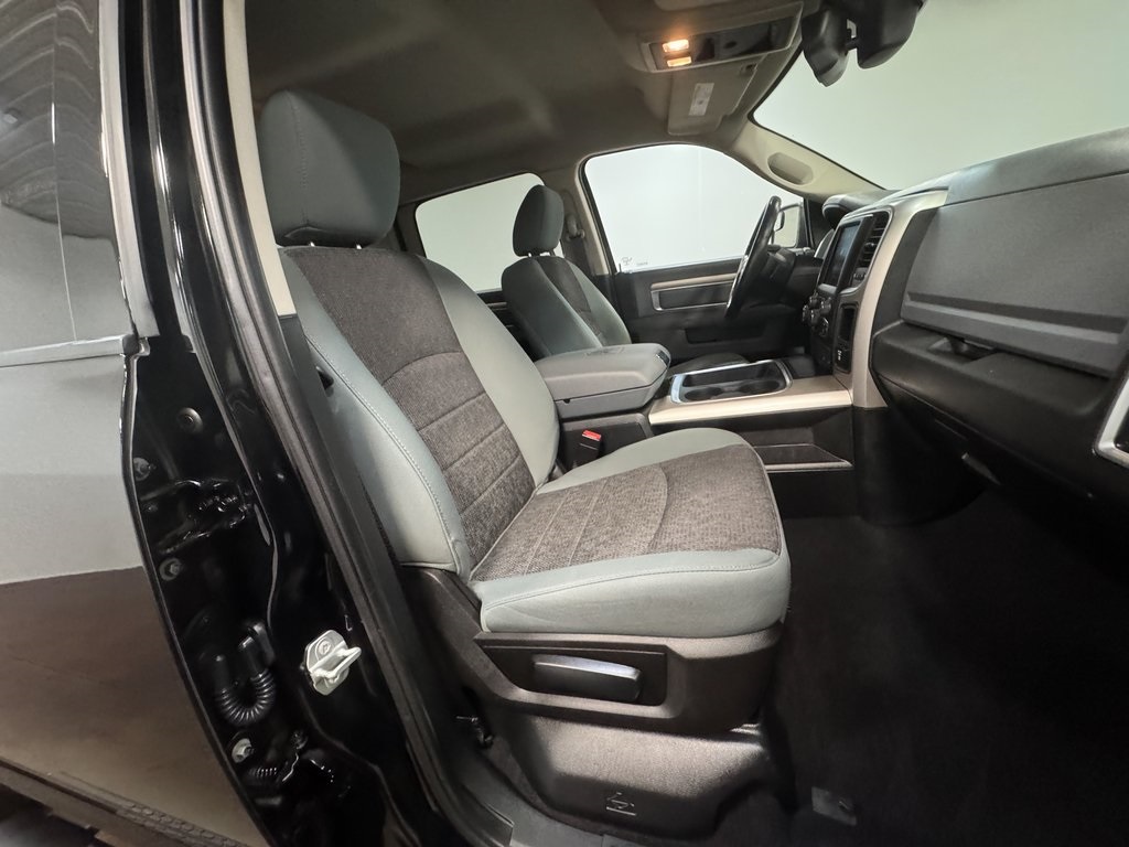 2019 Ram 1500 Classic SLT photo 10