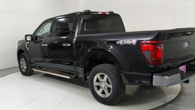 Used 2024 BLACK Ford XLT image 4