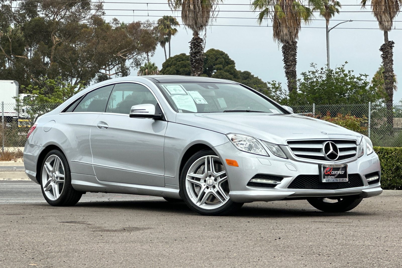 2013 Mercedes Benz E 550 photo 2
