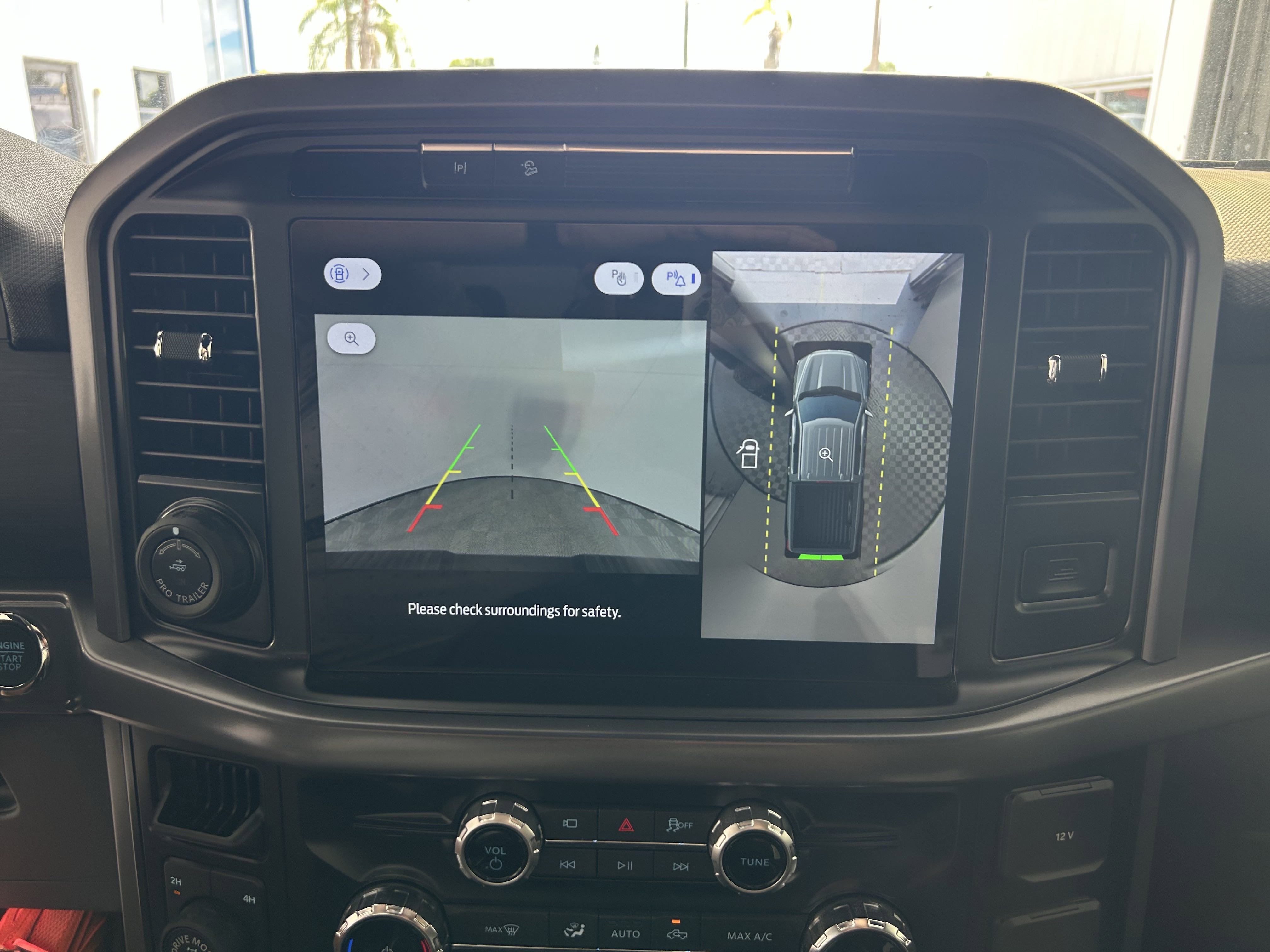 2025 Ford F-150 XLT photo 21