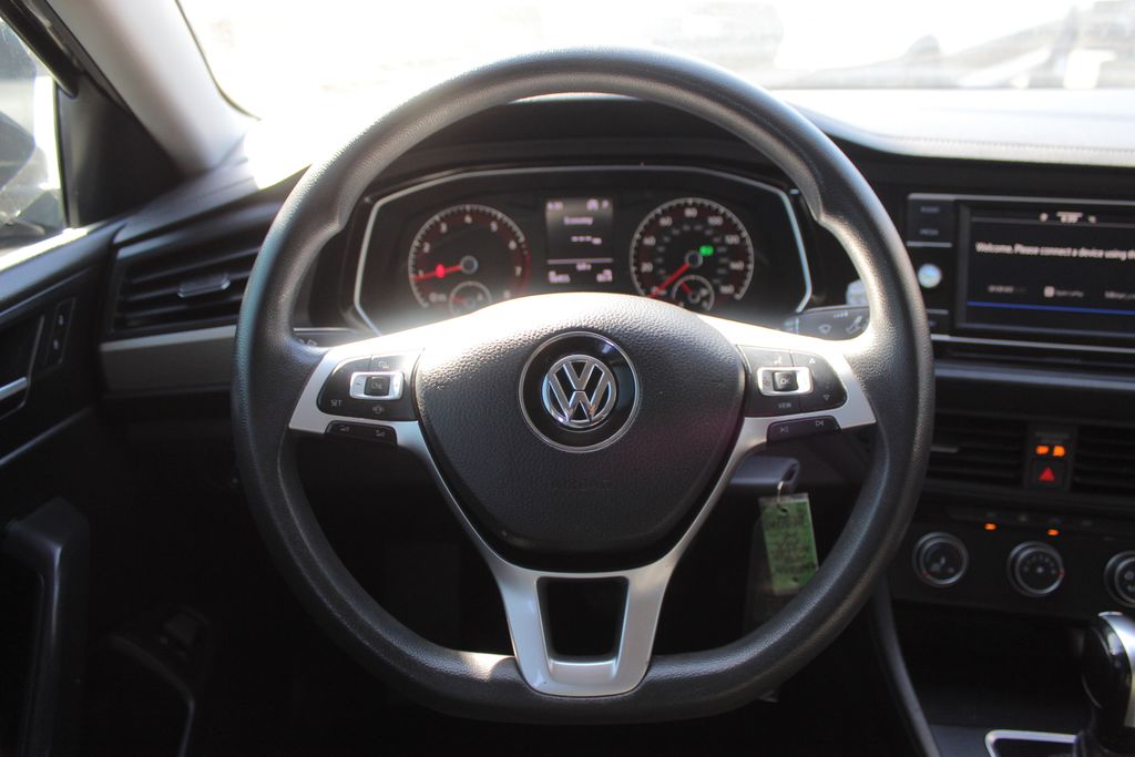2021 Volkswagen Jetta 1.4T S photo 13