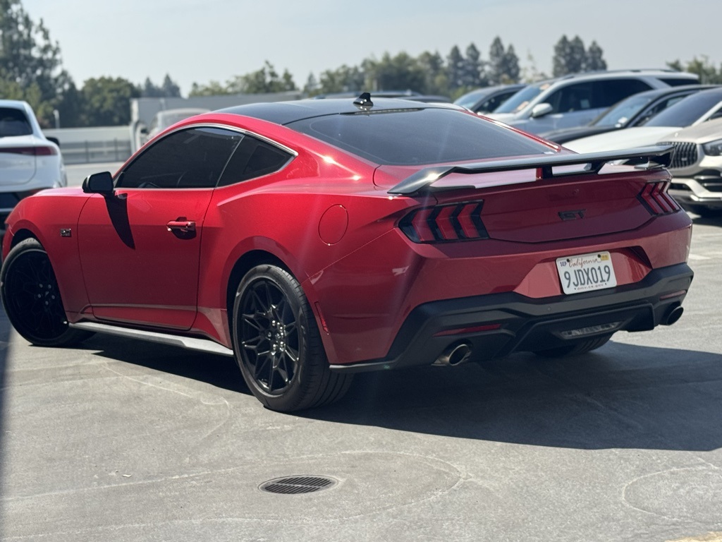 2024 Ford Mustang GT Premium photo 2