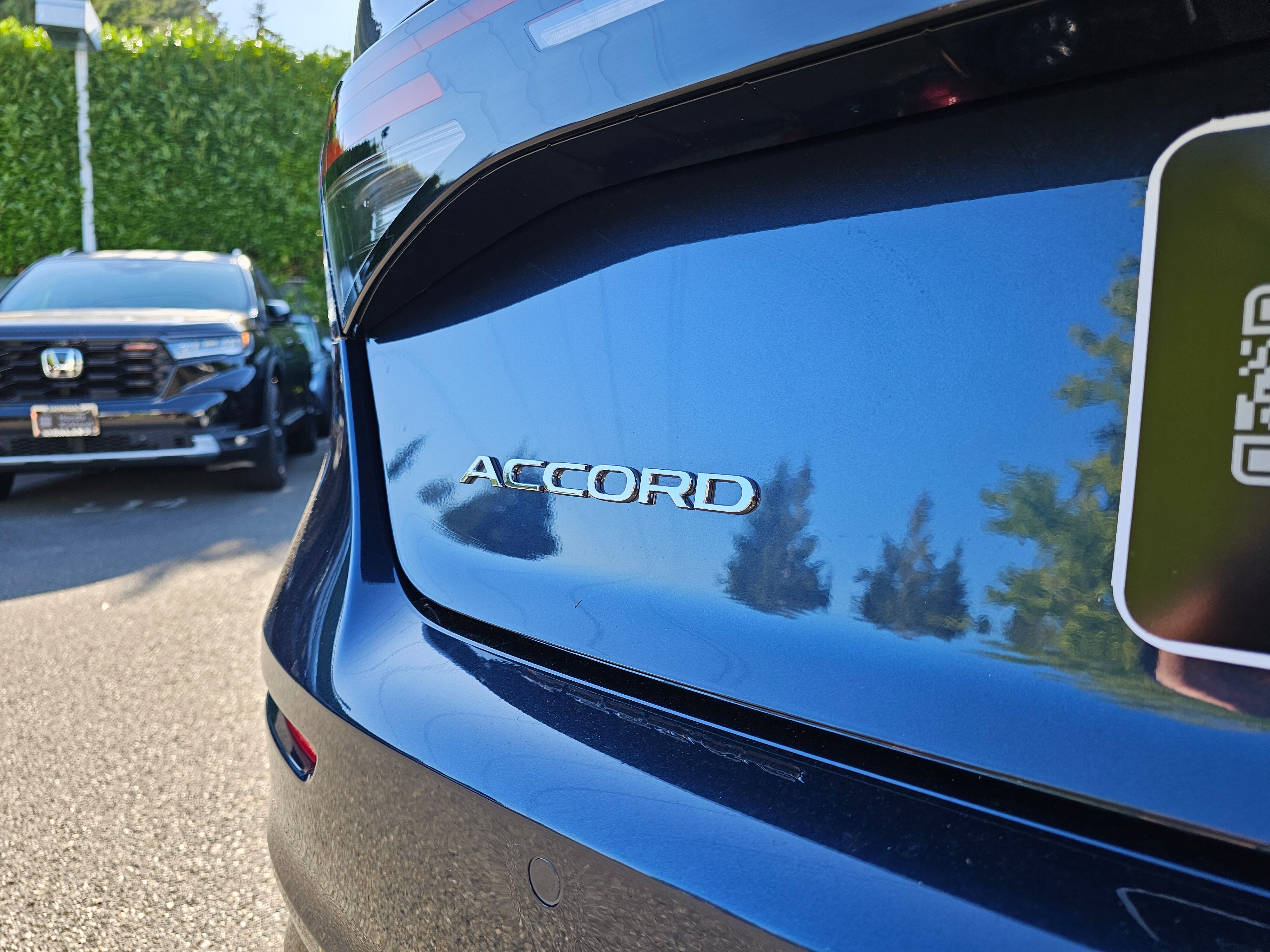 2025 Honda Accord Hybrid Touring photo 4