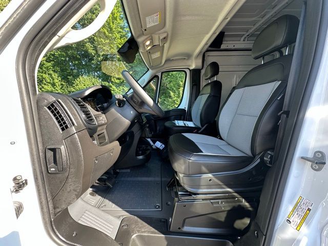 2025 Ram ProMaster 2500 Cargo Van photo 23
