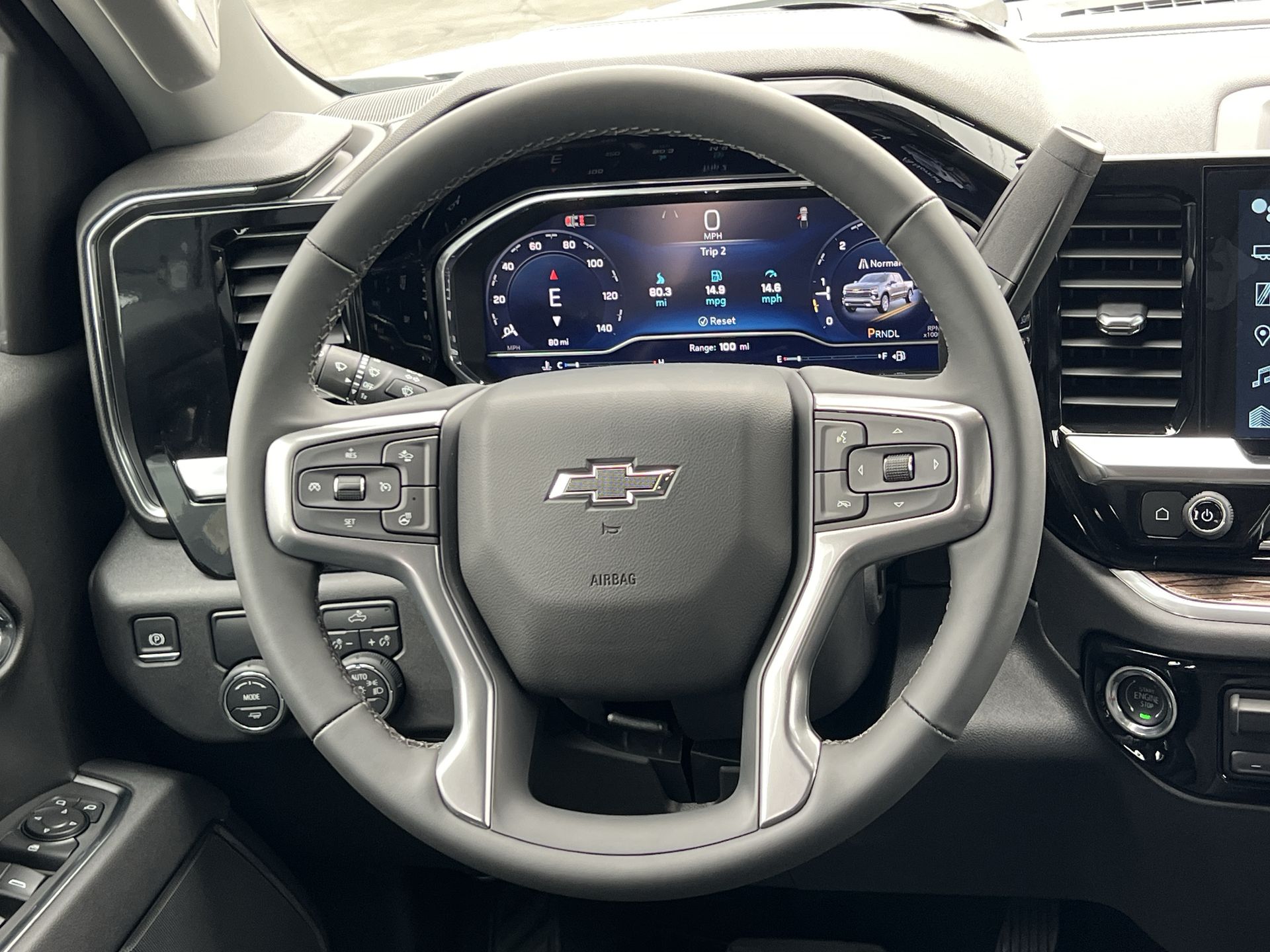2025 Chevrolet Silverado 1500 RST photo 6