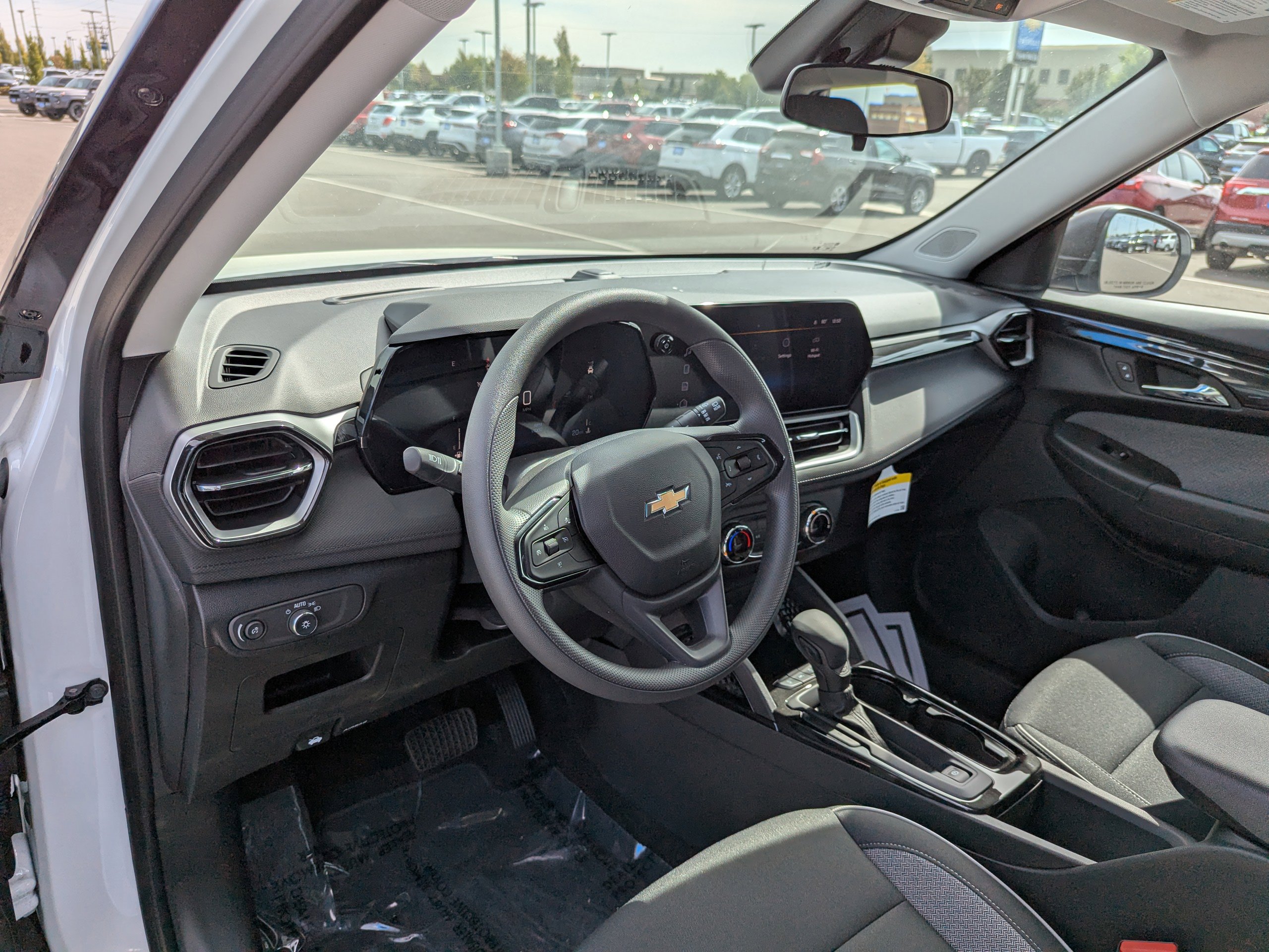 2026 Chevrolet Trailblazer LS photo 10
