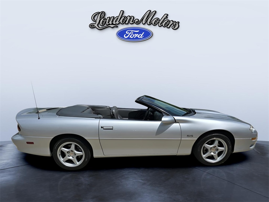 Used 1998 Chevrolet Camaro Z28 with VIN 2G1FP32G6W2142810 for sale in Minerva, OH
