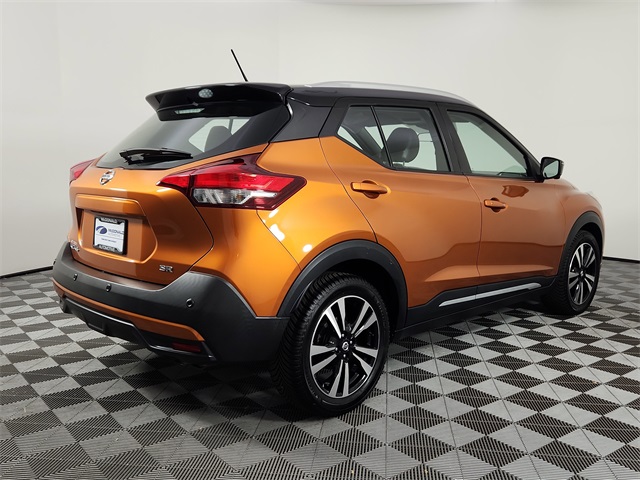 2020 Nissan Kicks SR photo 4