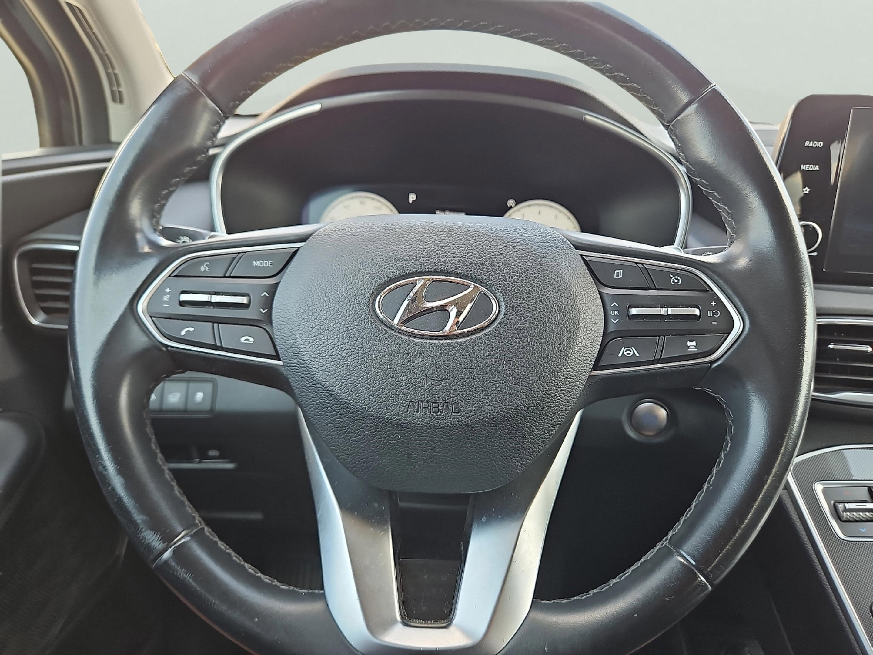 2021 Hyundai Santa Fe SEL Convenience photo 26