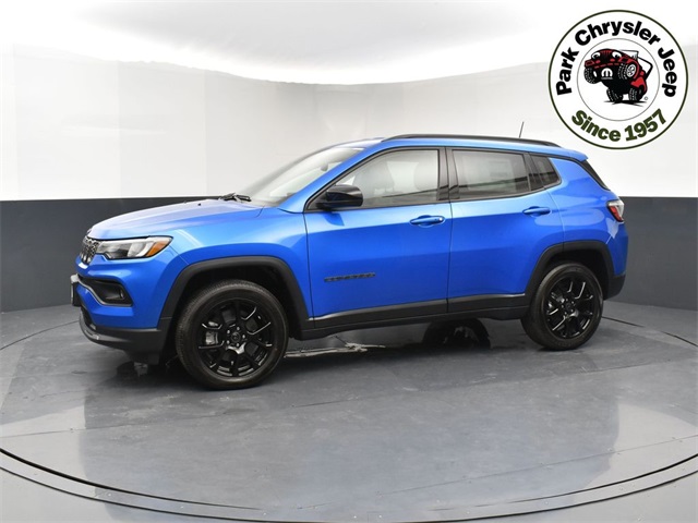 2026 Jeep Compass Latitude photo 3