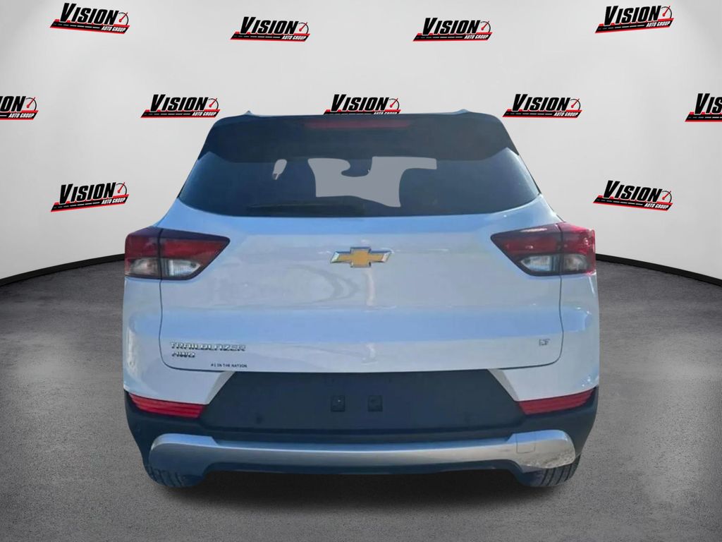 2023 Chevrolet Trailblazer LT photo 4
