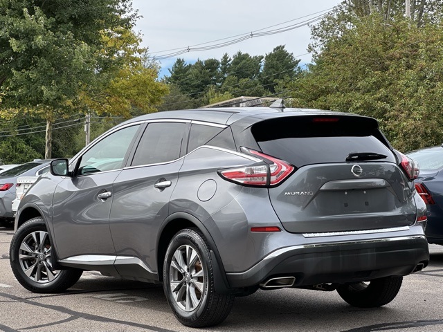 2017 Nissan Murano S photo 2
