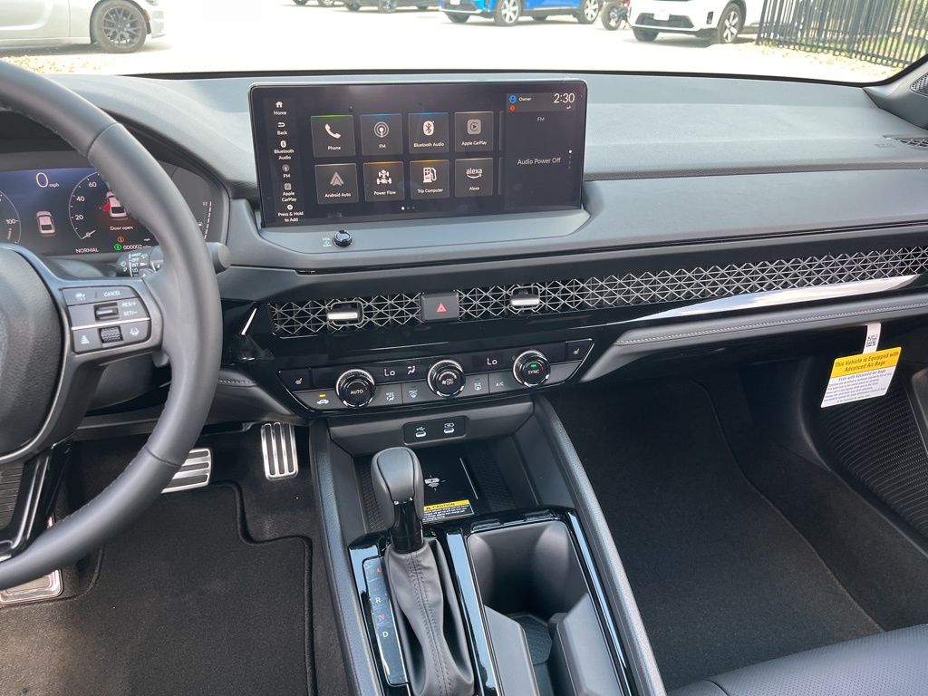 2025 Honda Accord Hybrid Sport-L photo 9