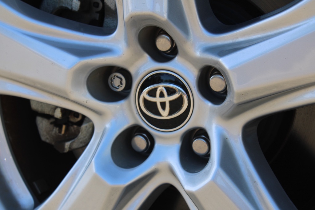 2023 Toyota Highlander L photo 11