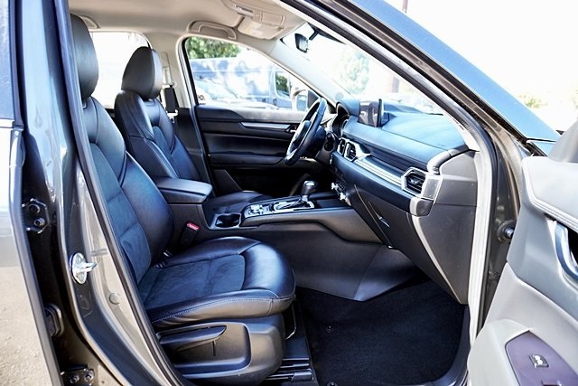 2021 Mazda CX-5 Touring photo 10