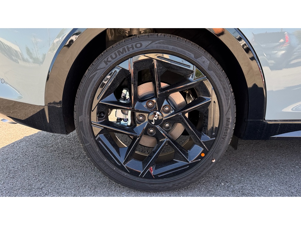 2025 Kia K4 GT-Line Turbo photo 30