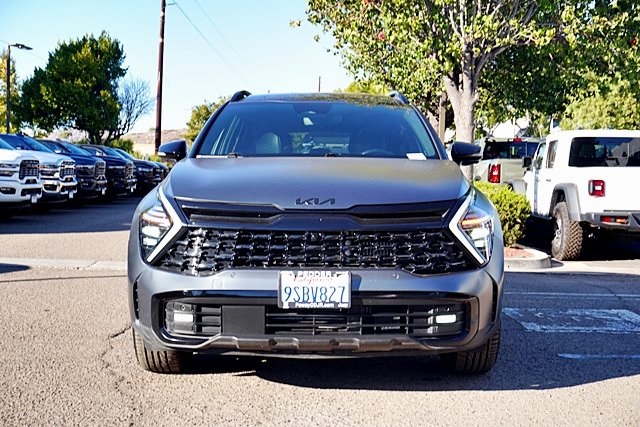 Used 2025 Gray Kia X-Line Prestige image 4