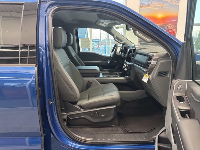2025 Ford F-150 XLT photo 46