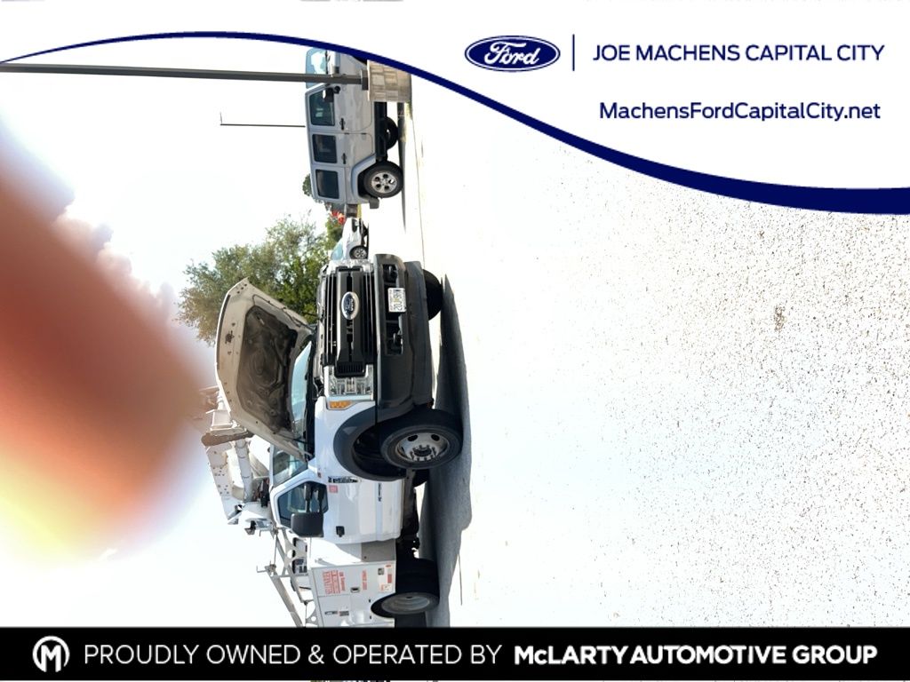 2025 Ford Escape Plug-In Hybrid photo 7