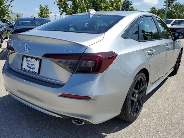 2025 Honda Civic Sport photo 4