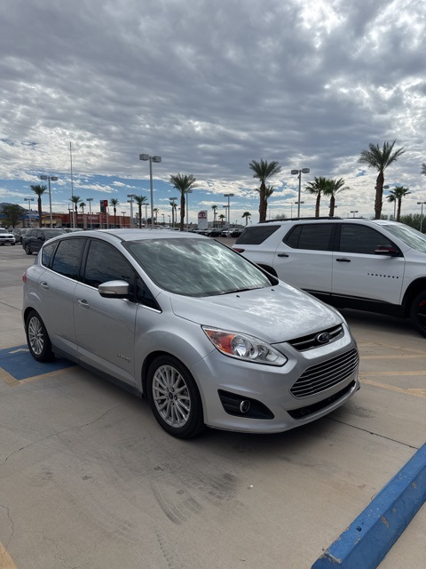 2016 Ford C-Max Hybrid SEL photo 2