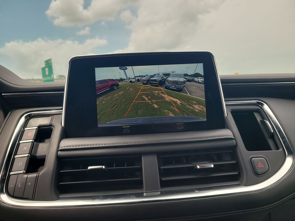2023 Chevrolet Tahoe LT photo 21