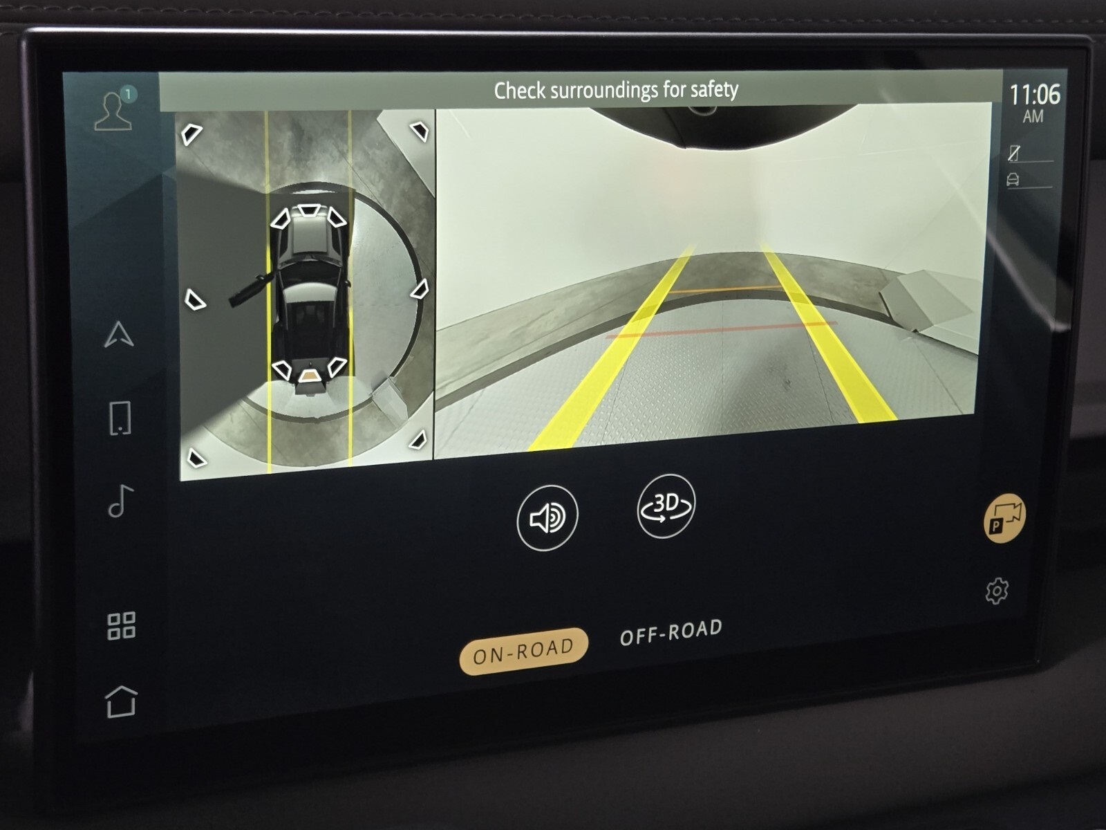 2025 Land Rover Defender X-Dynamic SE photo 26