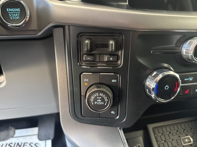2025 Ford F-150 XLT photo 28