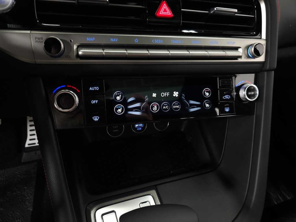 2026 Genesis G70 3.3T Sport Prestige photo 23