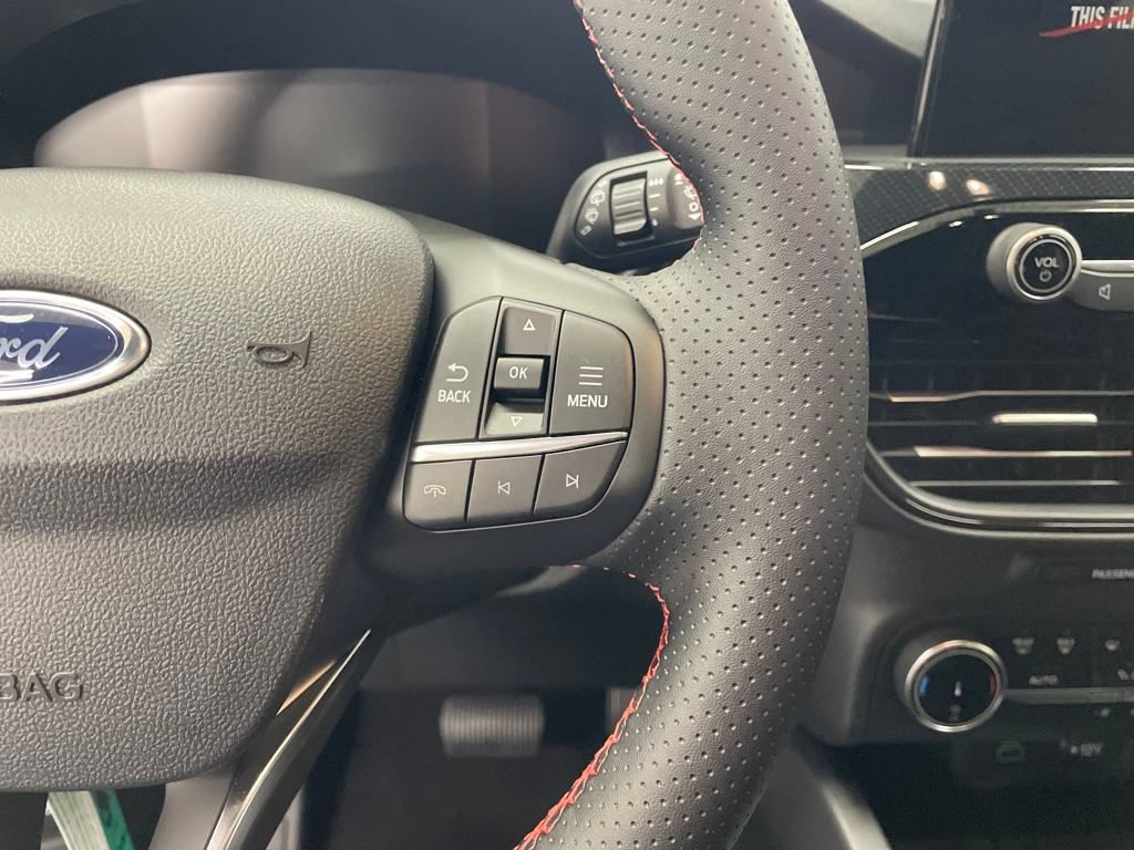 2025 Ford Escape Hybrid ST-Line photo 32