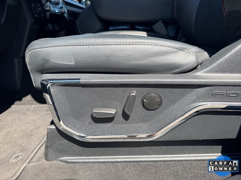 2024 Ford F-350 Lariat photo 22