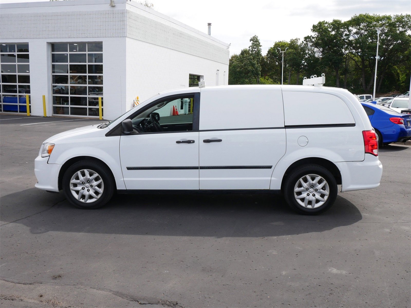 Used 2015 RAM Ram Cargo Van Tradesman with VIN 2C4JRGAG0FR582002 for sale in White Bear Lake, Minnesota