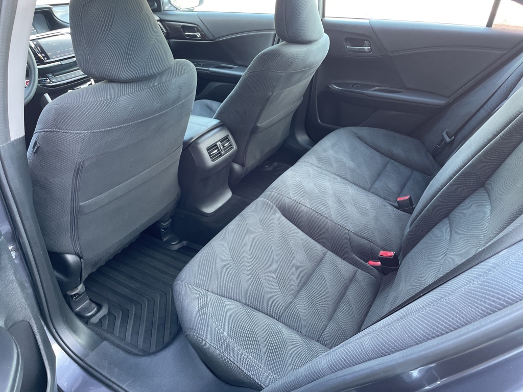 2016 Honda Accord EX photo 7