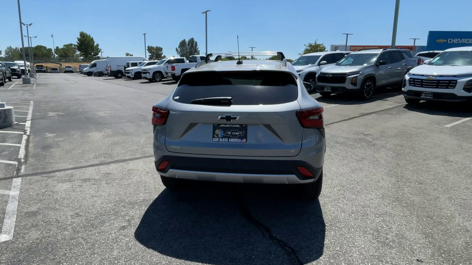 2025 Chevrolet Trax LT photo 38