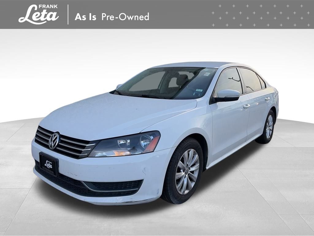 2013 Volkswagen Passat S's photo