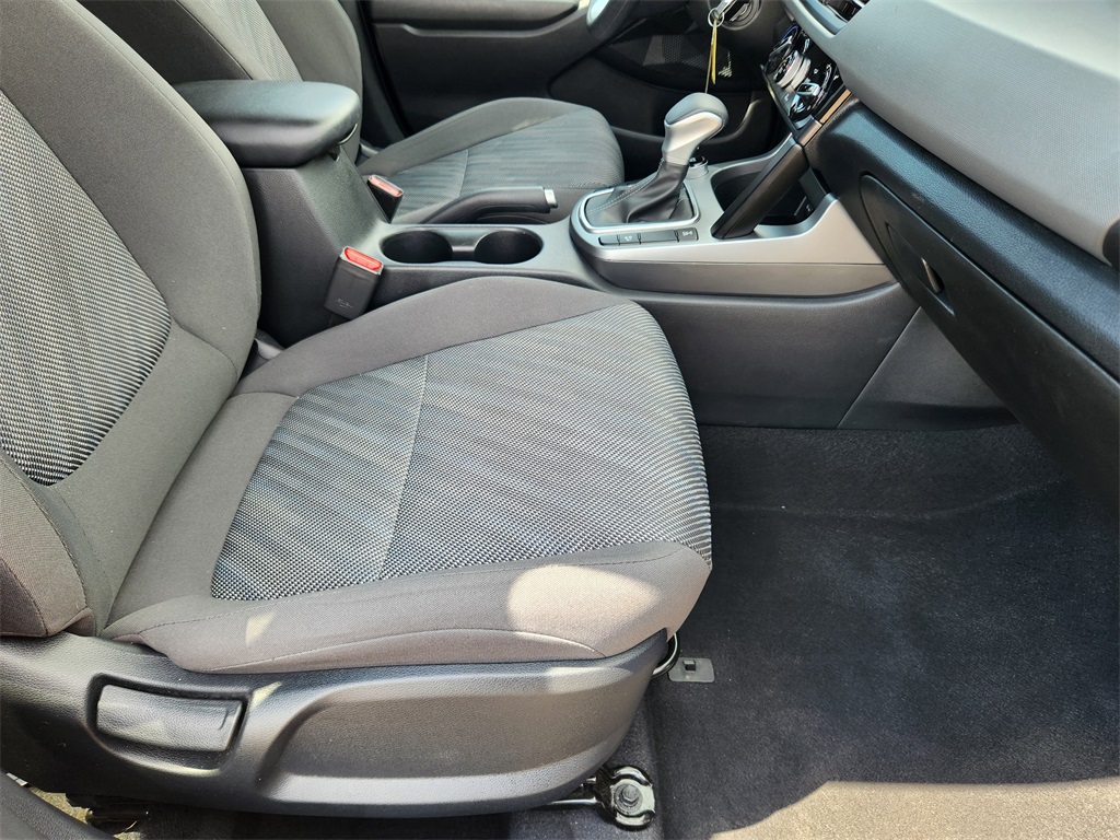2024 Kia Seltos LX photo 15