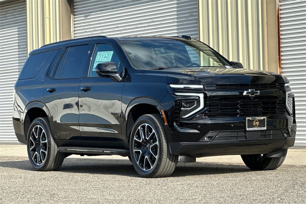 2025 Chevrolet Tahoe RST photo 7