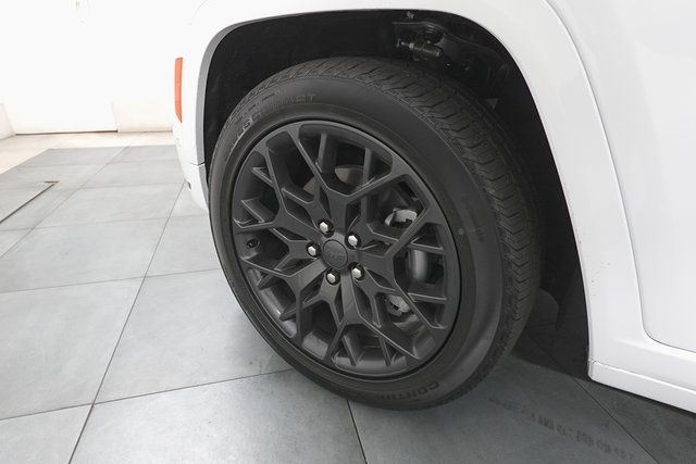 2025 Jeep Grand Cherokee L Summit Reserve photo 30