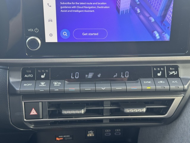 2025 Toyota Camry LE photo 21