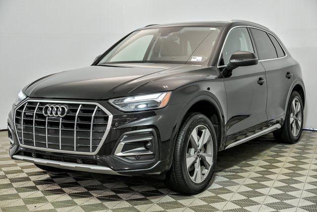 2023 Audi Q5 40 Premium Plus photo 4