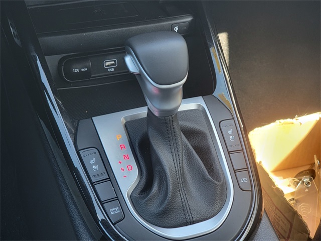 2023 Kia Forte GT-Line photo 21