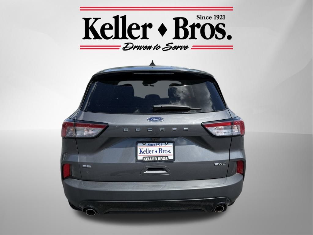 2022 Ford Escape SE photo 5