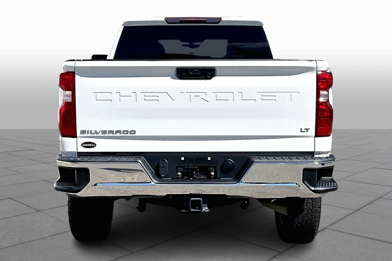 2021 Chevrolet Silverado 2500HD LT photo 4